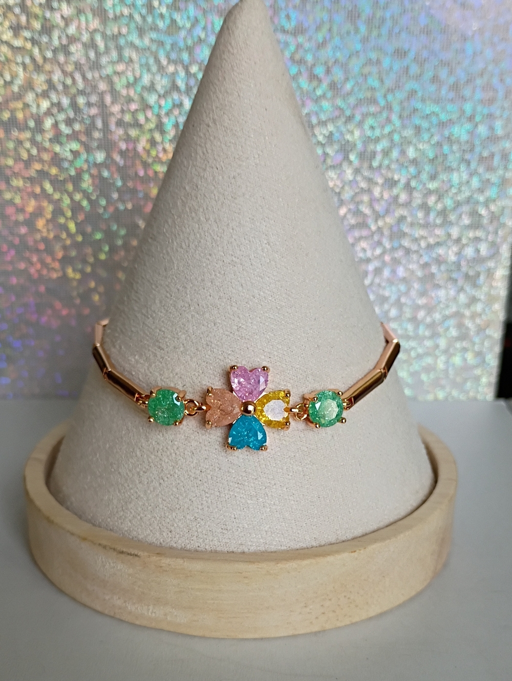 New Multicolor Crystal Flower Bracelet - Rose Gold 🚨